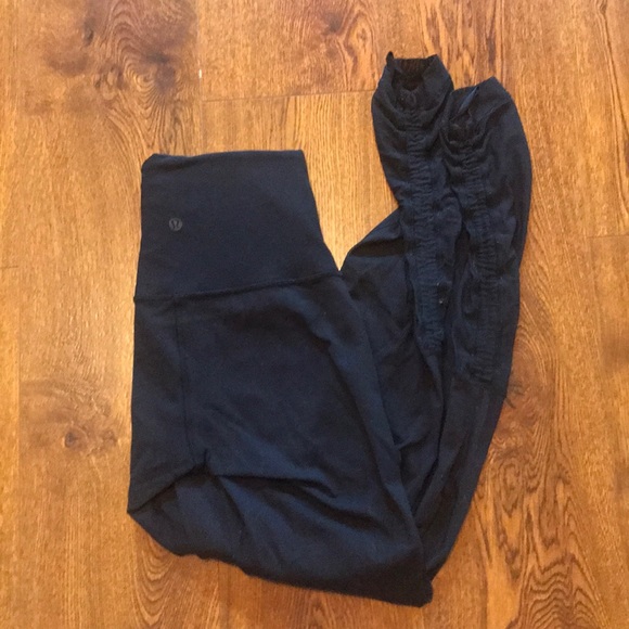 Lululemon high rise cinch mesh bottom leggings - Picture 2 of 9